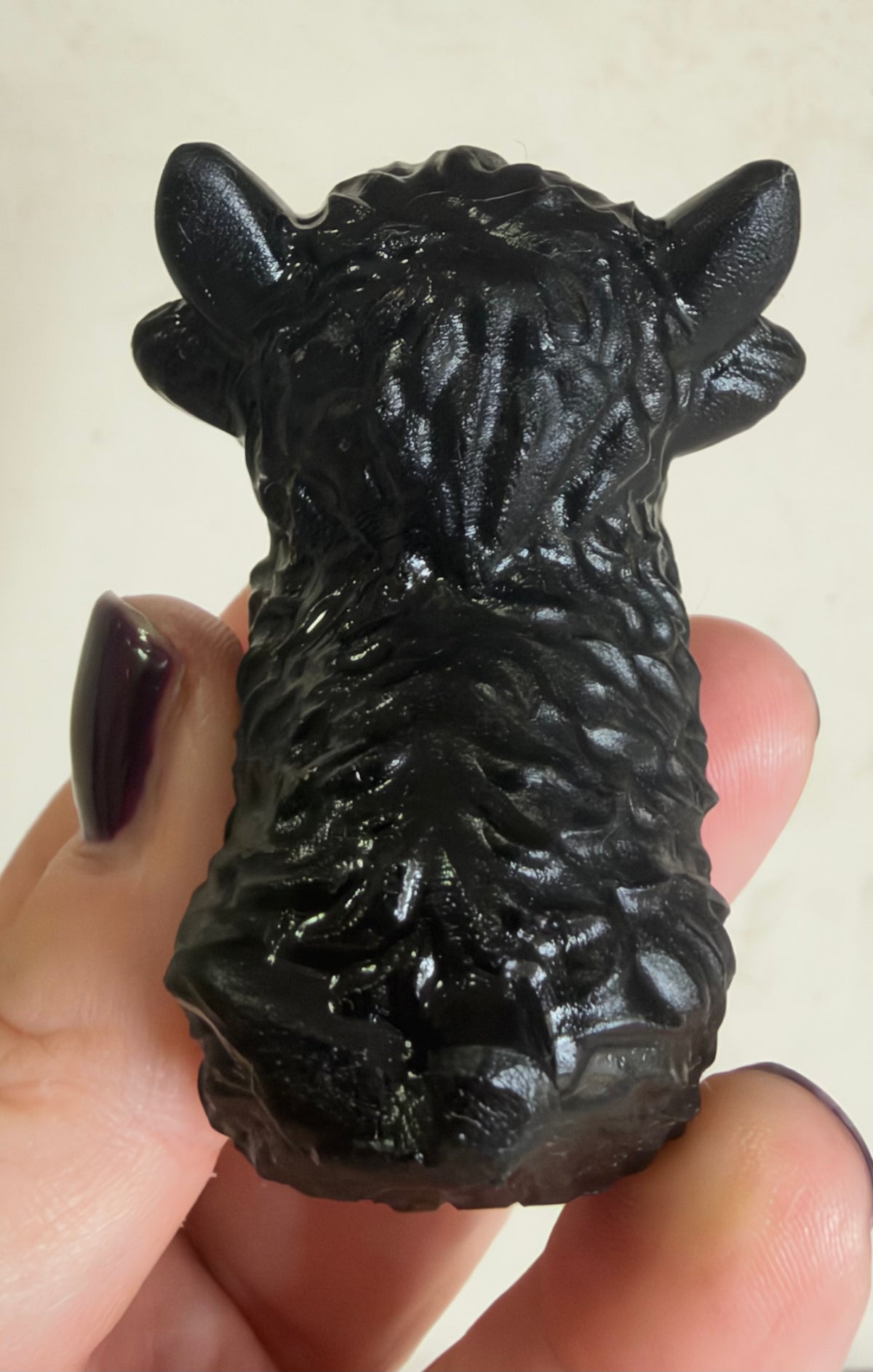 Highland Cow Black Obsidian Carving – 5–6 cm