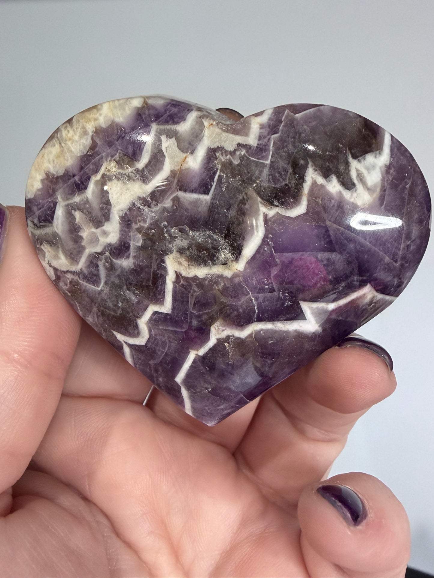 Chevron Amethyst Heart – Free Standing A