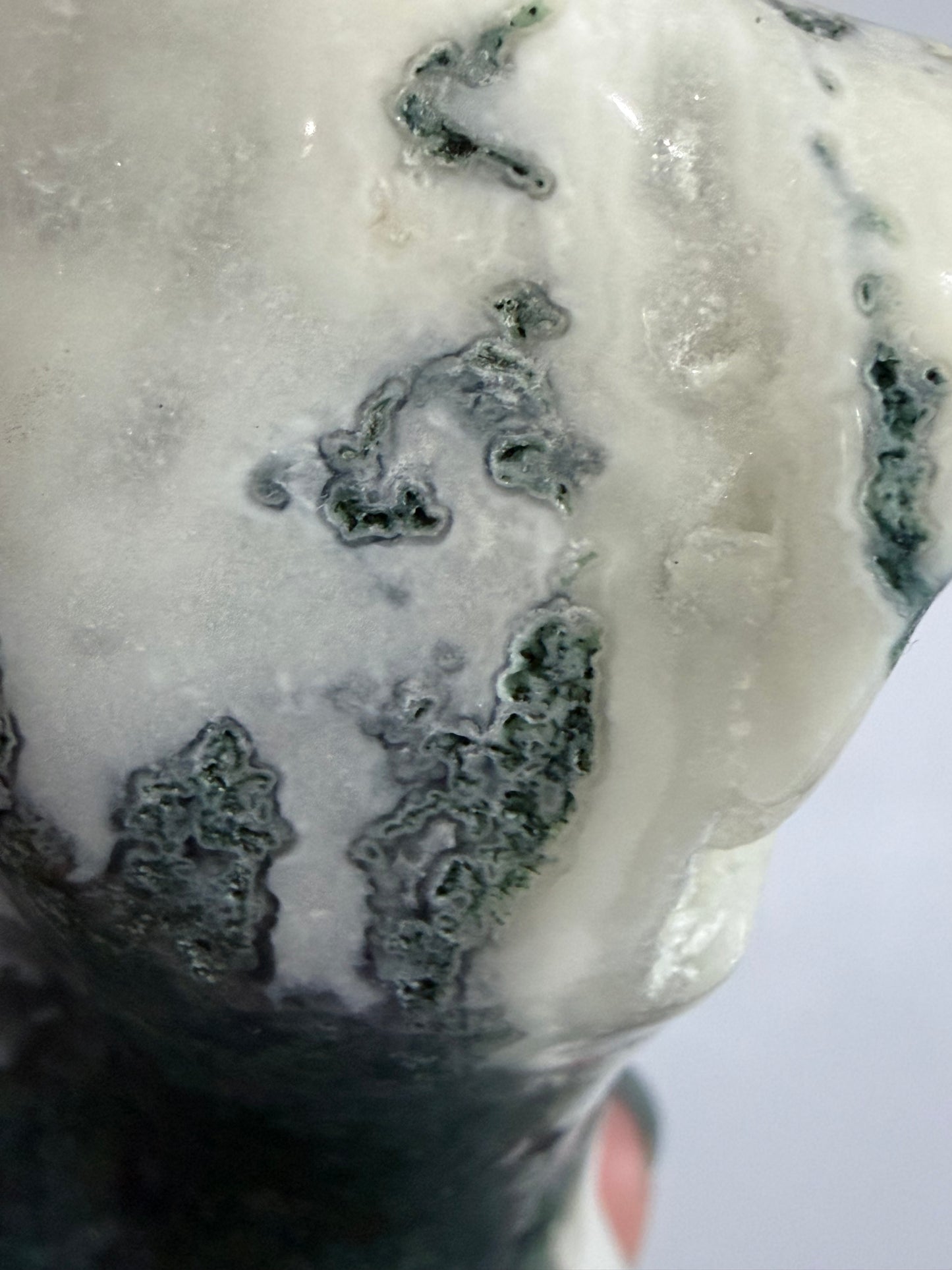 Moss Agate Goddess Statement Torso Carving – 544g - 12.5cm