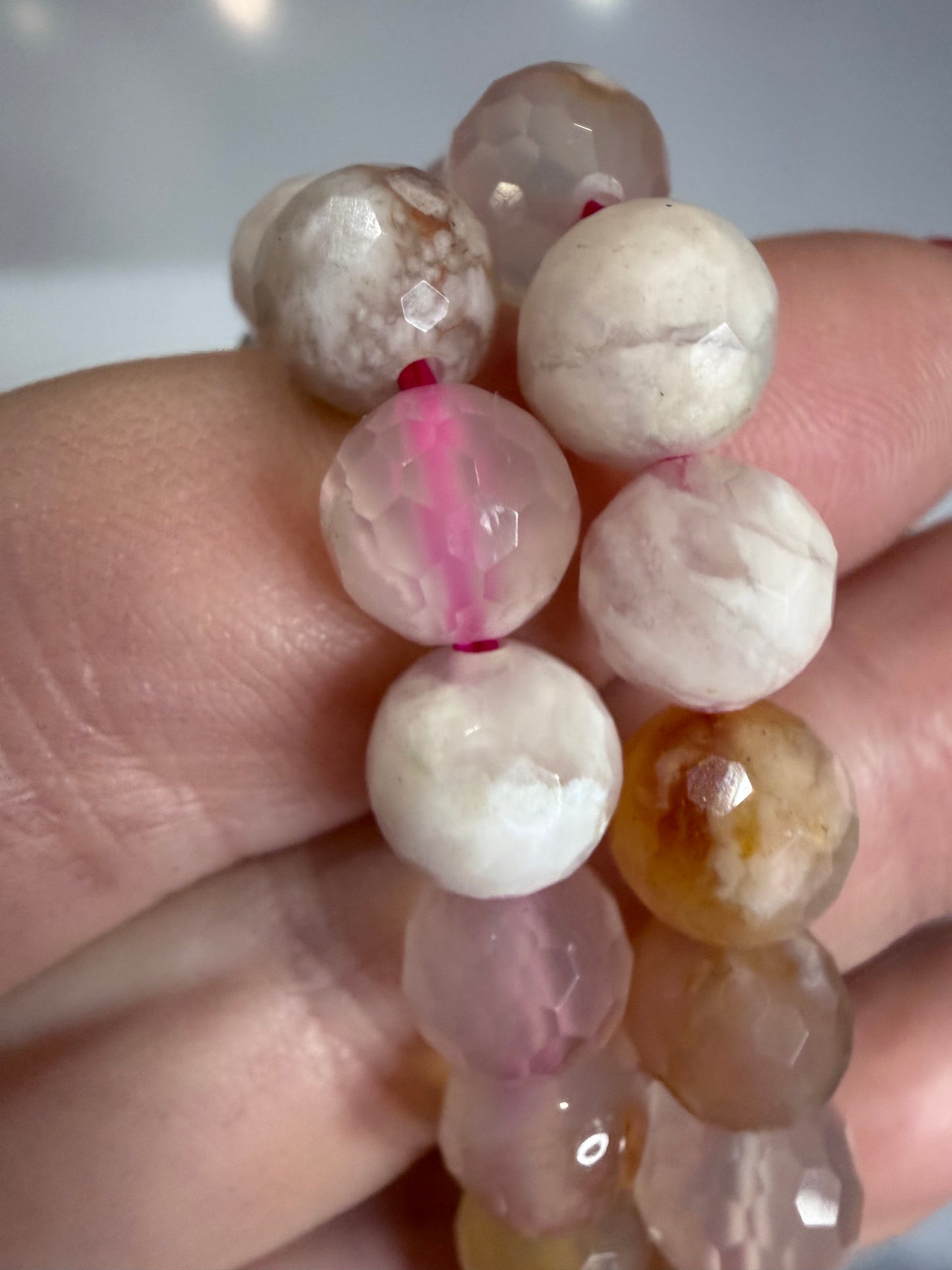 8mm Flower Agate Faceted Bracelet

Growth • New Beginnings • Emotional Healing