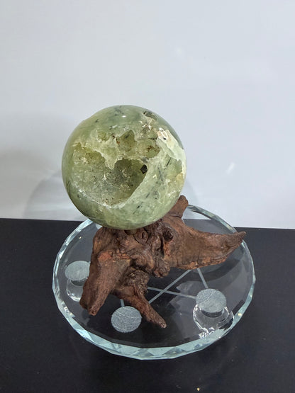 Natural Driftwood Sphere Stand D