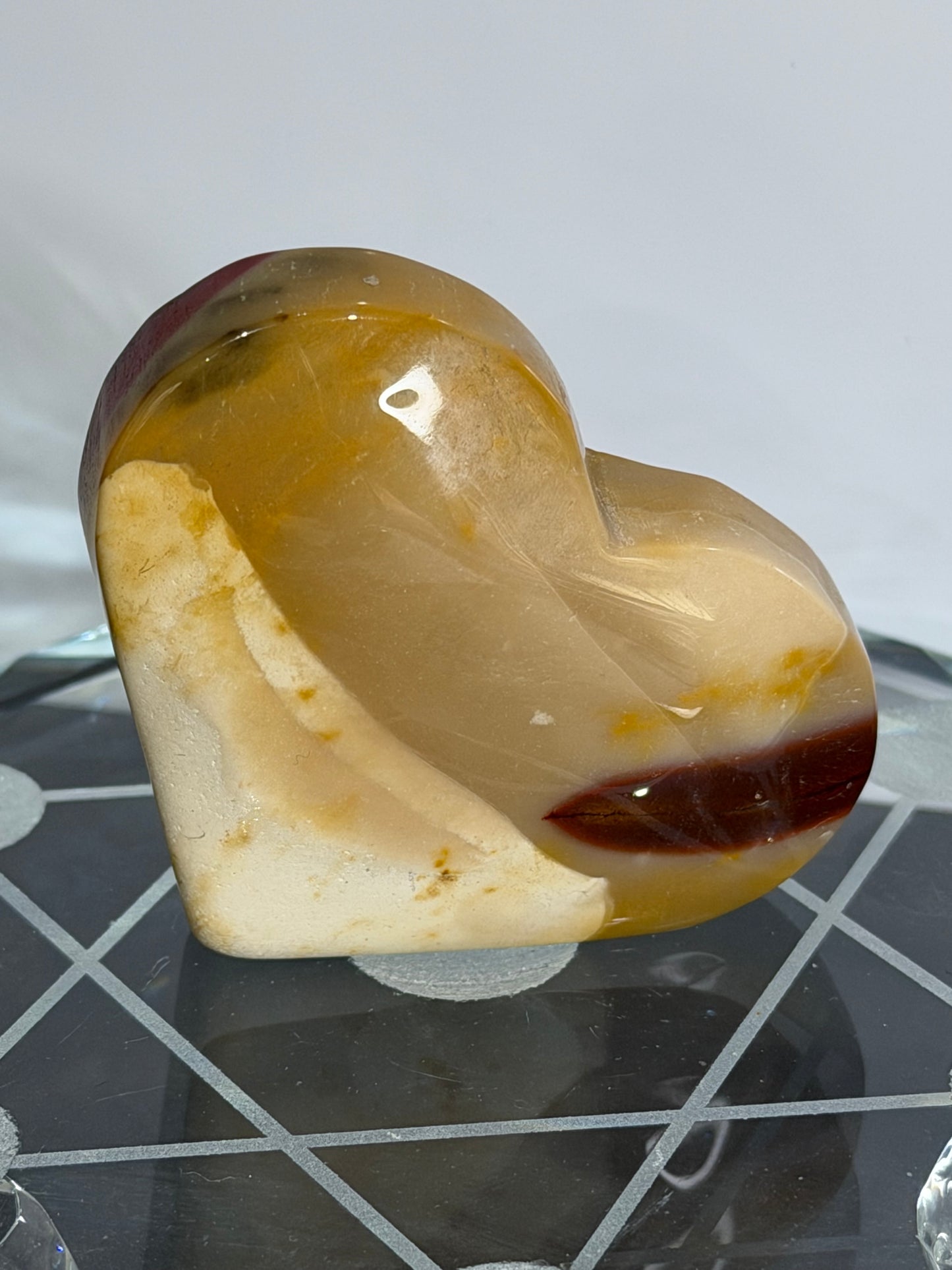 Mookaite Jasper Heart with Natural Dendrites 77g | 6 × 5 cm