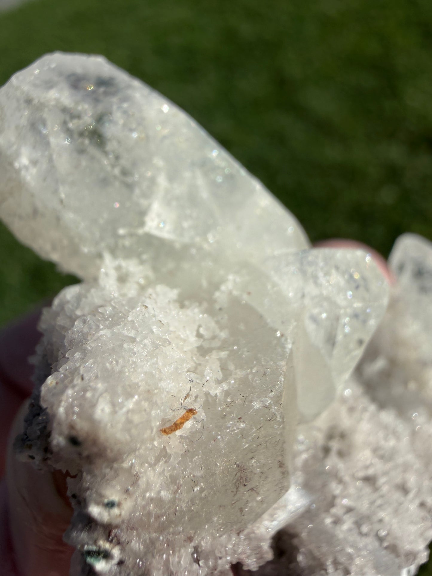 Jalgaon Apophyllite on Chalcedony with Celadonite | 33g