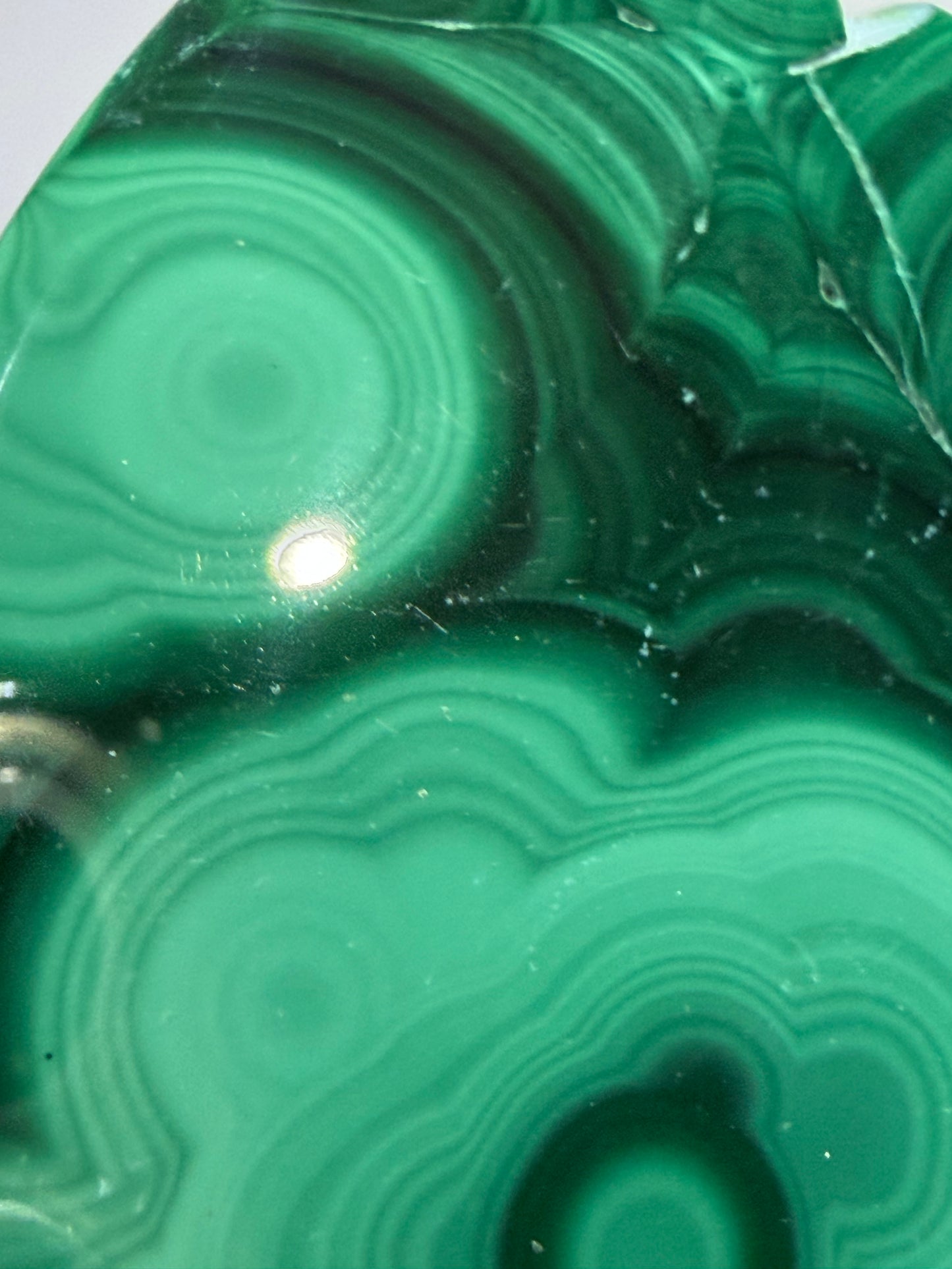 Congo Malachite Freeform With Stand – 5.8cm (C)