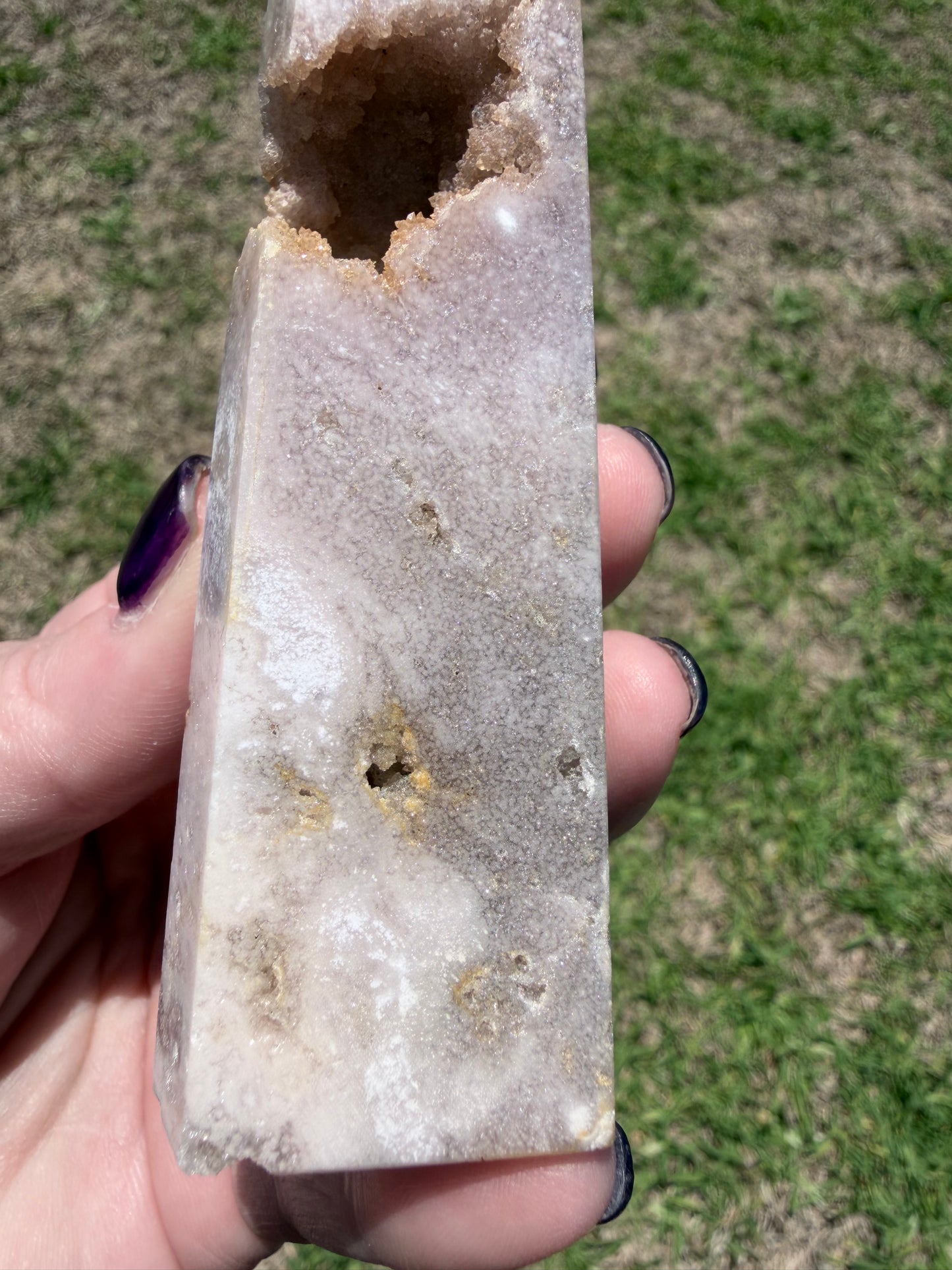 Flower Agate Druzy Tower 10.5 × 3.6 cm | 160 g