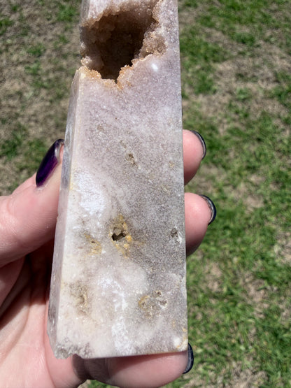 Flower Agate Druzy Tower 10.5 × 3.6 cm | 160 g