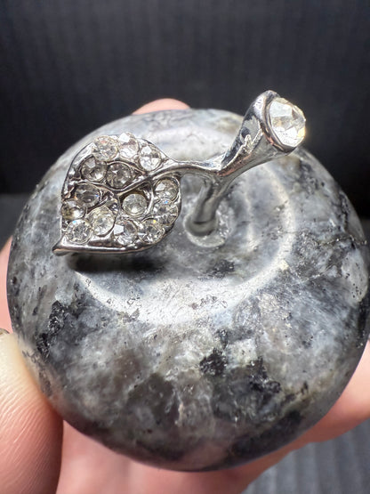Larvikite Apple Carving 🍏🖤 (4.5cm)