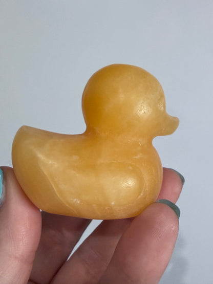 Orange Calcite Duck Carving – 150g 5.5cm