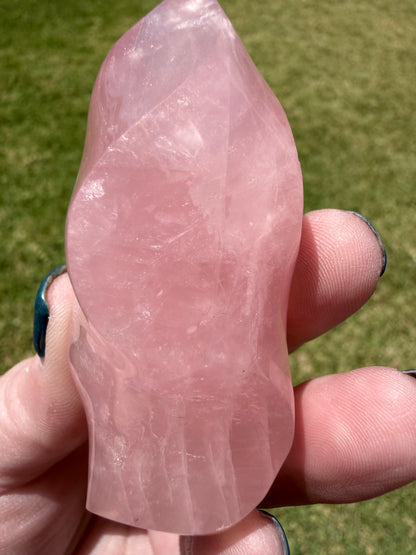Bright Pink Rose Quartz Flame – 100g