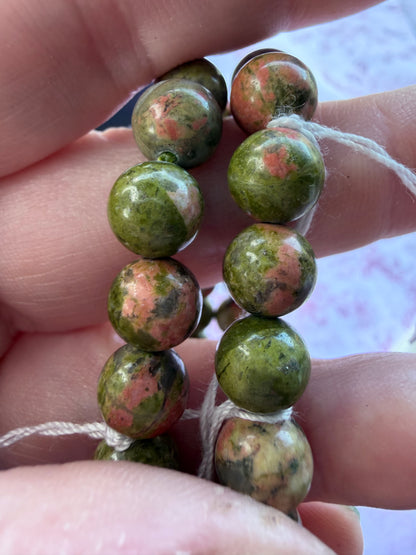 8mm Unakite Bracelet

Balance • Healing • Emotional Growth