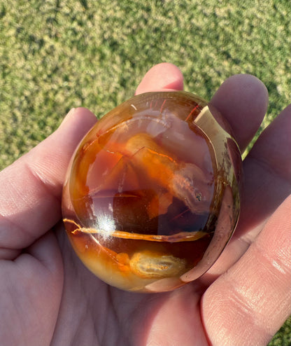 Carnelian Egg – 173 g - Crystal wonderland By Lisa