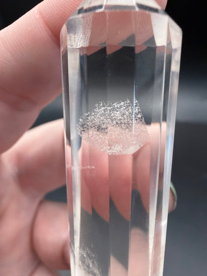 Clear Quartz Vogel Wand – 43 g | 7.3 × 2 cm