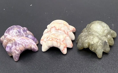 Labradorite Spider Carving – 2.7cm