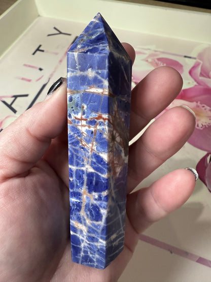High Quality Sodalite Tower