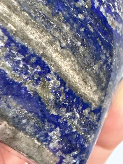 Lapis Lazuli Self-Standing Heart E