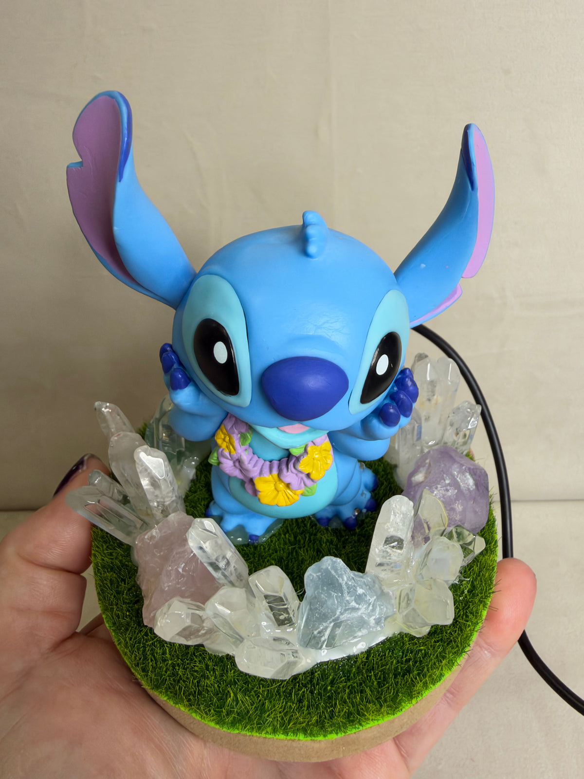 Stitch Crystal Garden USB Lamp – Approx. 11 cm Base