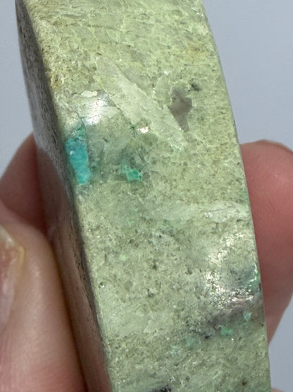 Madagascan Chrysoprase Free Standing Heart – 5.5cm B