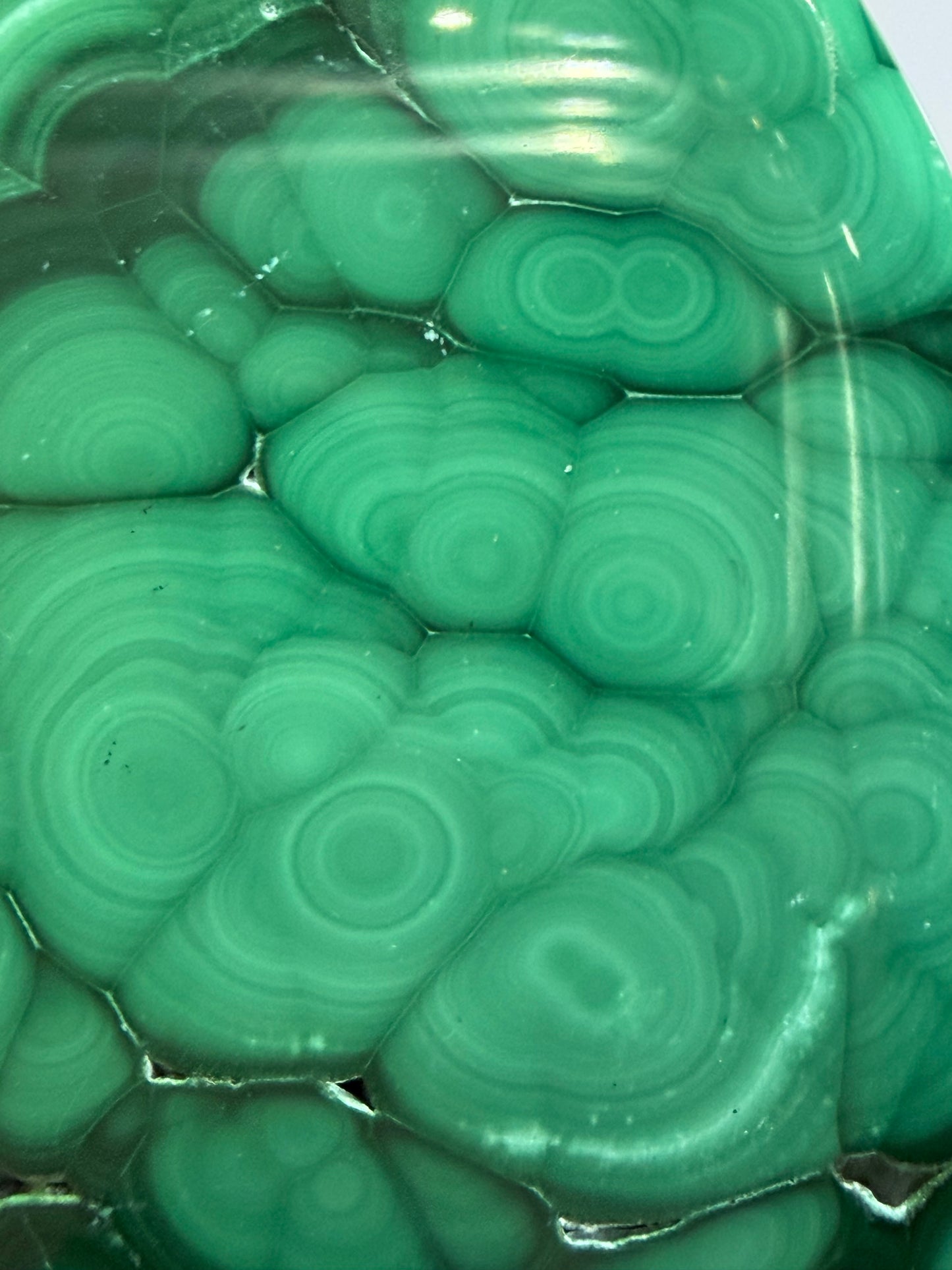 Congo Malachite Freeform With Stand – 5.8cm (C)