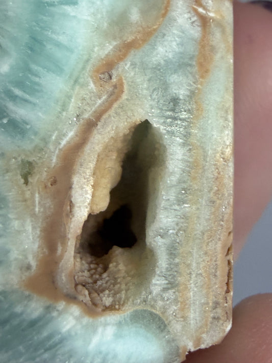 Caribbean Calcite Point C 8.8cm