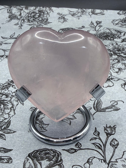 Rose Quartz Heart with Silver Stand – Love & Calm (156g | 6.7 × 6.3cm)