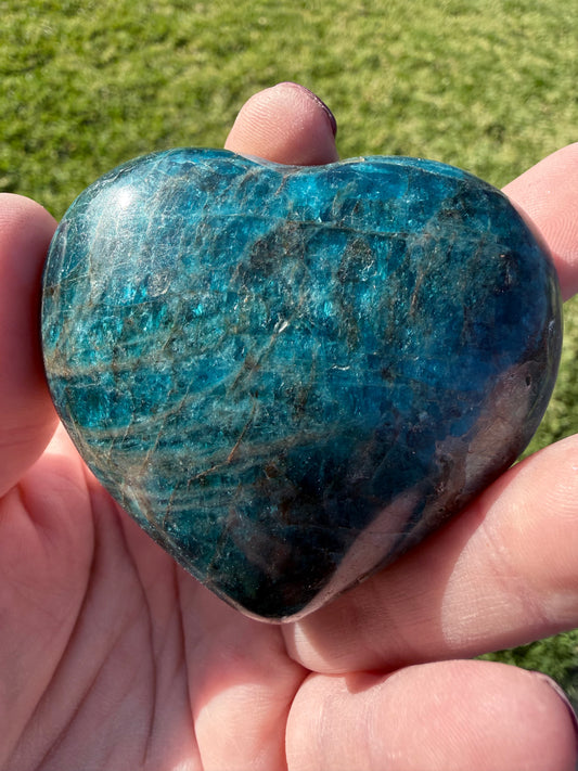 Blue Apatite Heart – 160g | 6.4 x 5.7cm