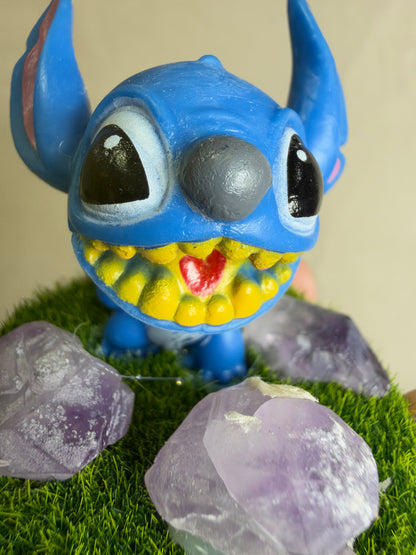 Cheeky Grin Stitch Amethyst Mini Crystal Garden – 4cm