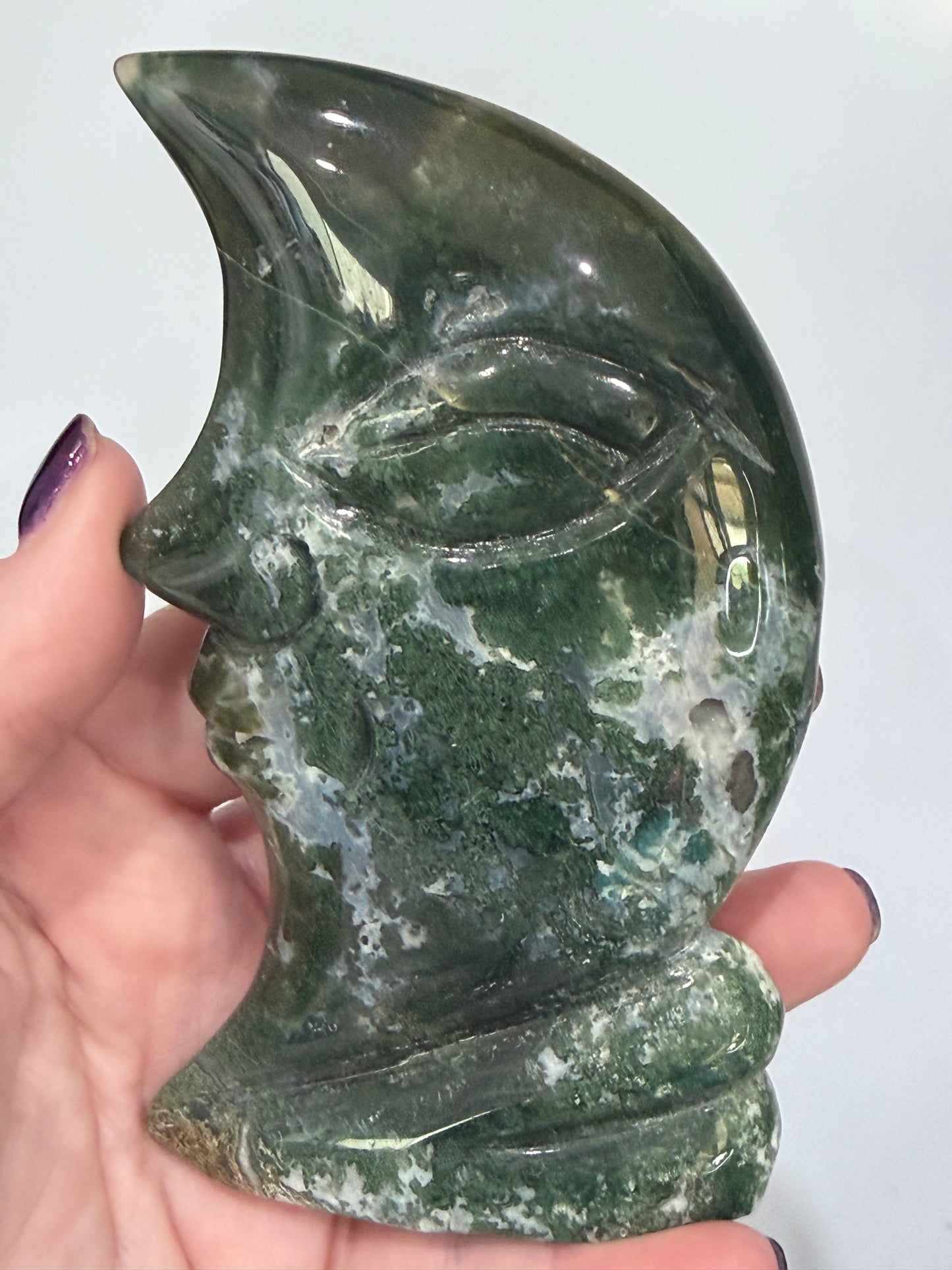 Moss Agate Moon Face Carving – 12.2cm