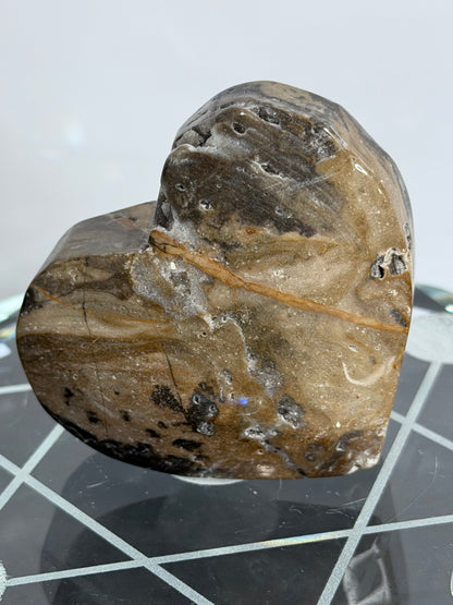 Sphalerite Free-Standing Heart – 90g C - 5.5cm
