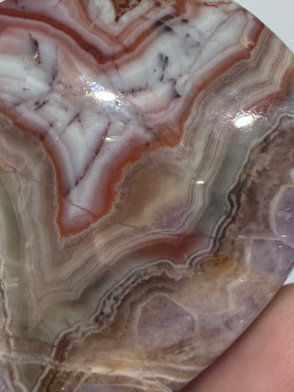 Amethyst & Agate Banded Heart – Free-Standing | 7.4 × 6.8 cm | 150 g B