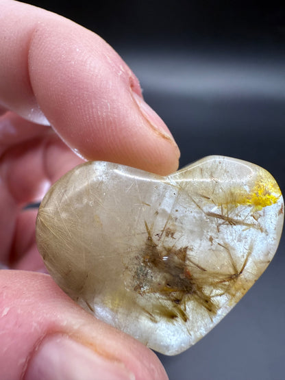 Quartz Mini Heart with Inclusions