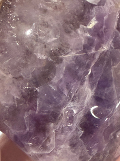 Amethyst Heart – Free Standing