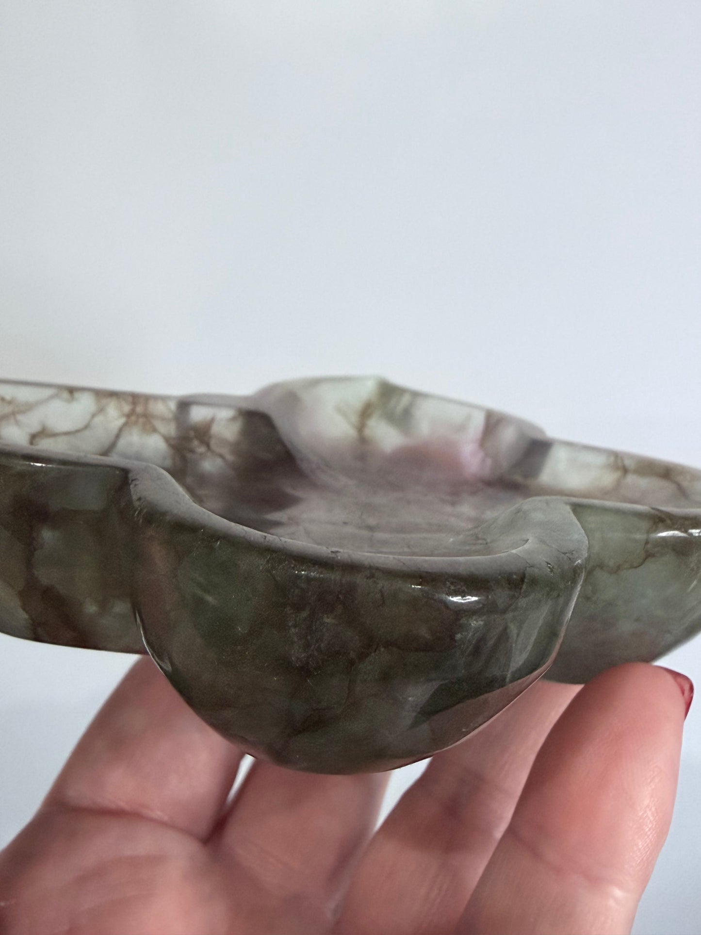 Dendritic Fluorite Butterfly Bowl – 338g