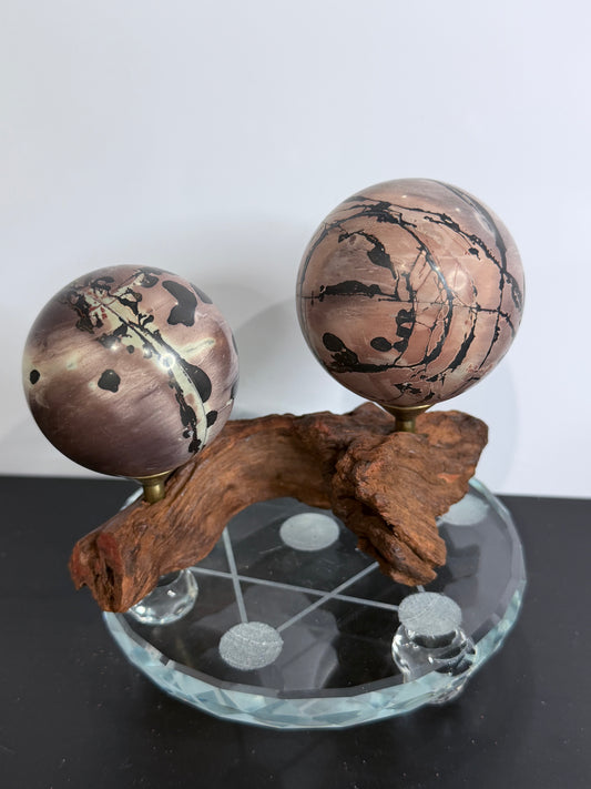 Natural Driftwood Double Sphere Stand 
(Spheres not included)