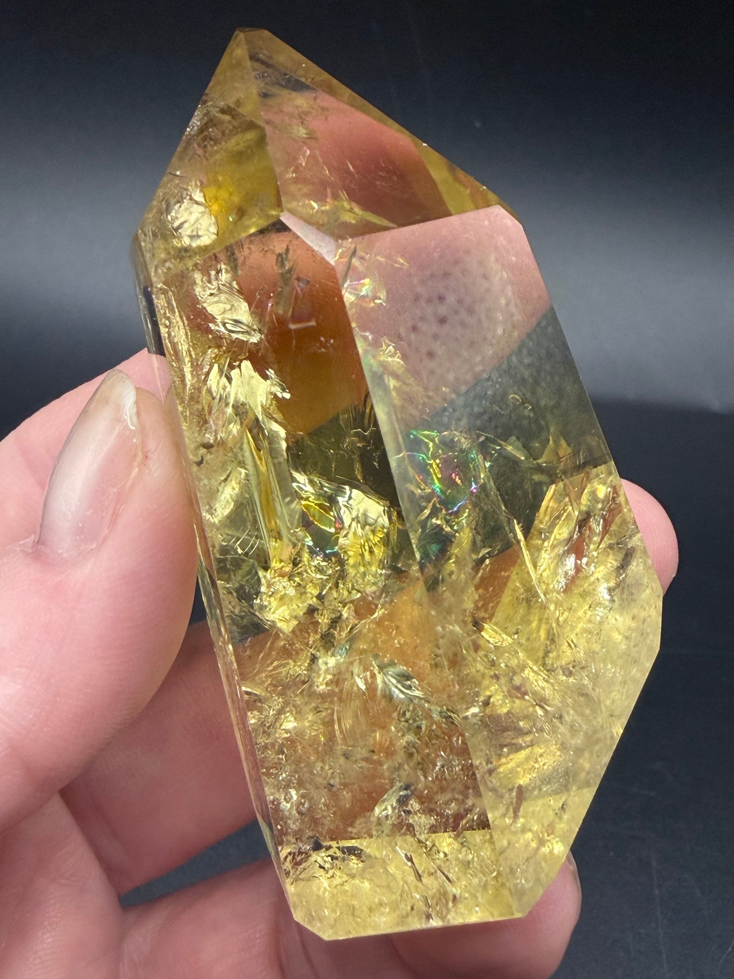 Golden Citrine Point Freeform – High Clarity with Rainbow Inclusions