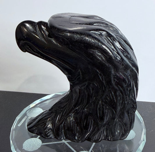 Black Obsidian Eagle Carving – 10 × 10 cm | 420 g

Protection • Grounding • Energy shielding