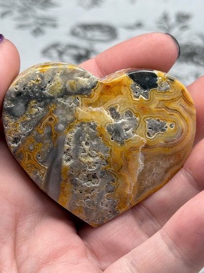 Crazy Lace Agate Heart – 90g | 5.6 x 4.6cm