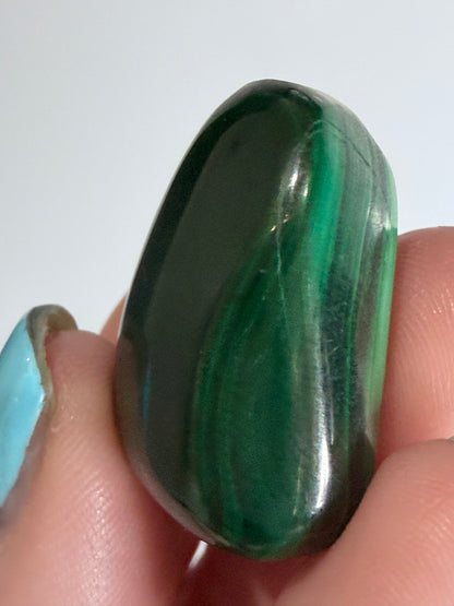 Malachite Tumble Stone – Soft Banded G -