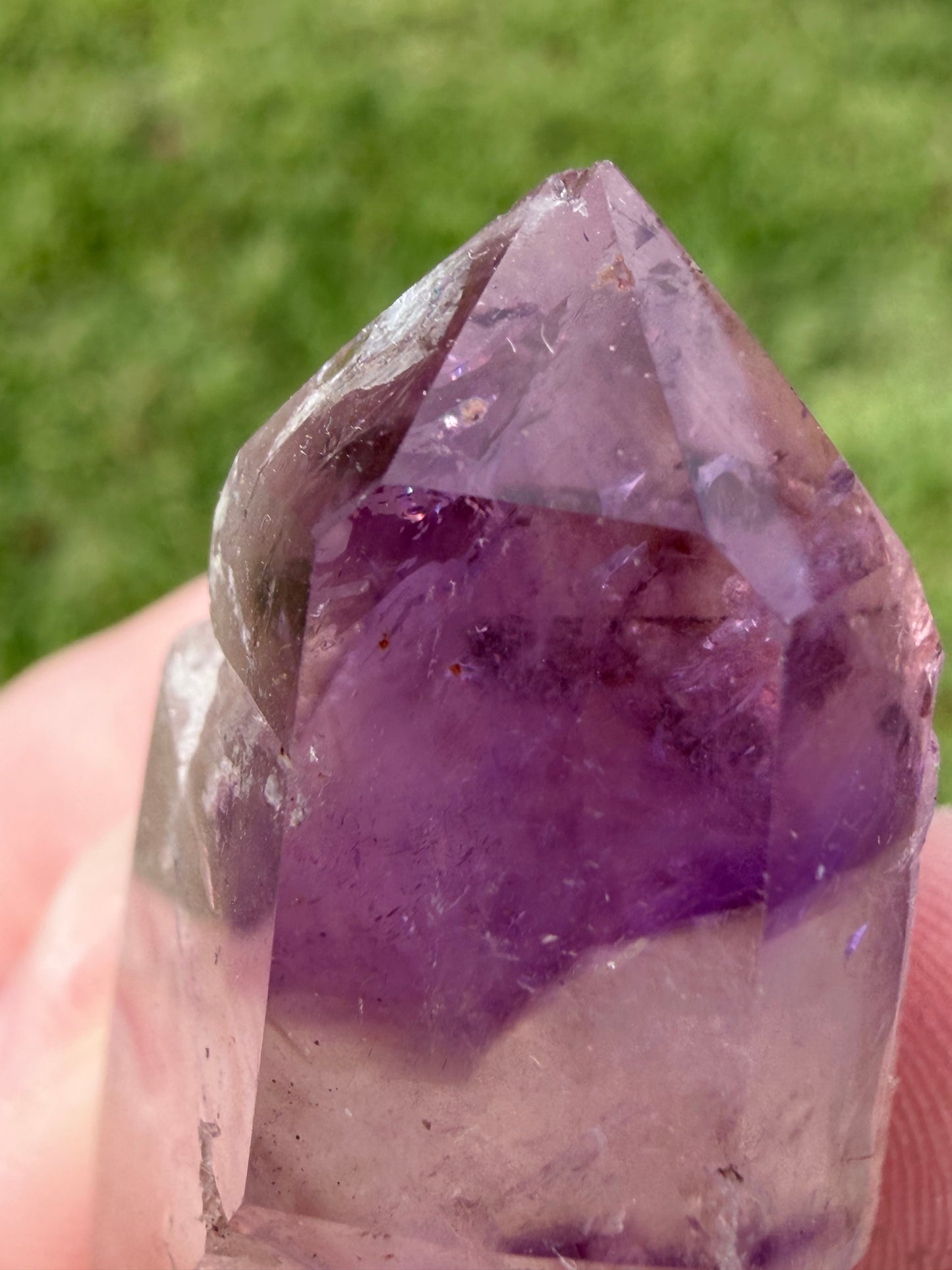 Included Amethyst Point Madagascar – 33g