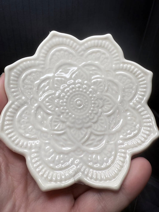 Lotus Plate - Crystal wonderland By Lisa