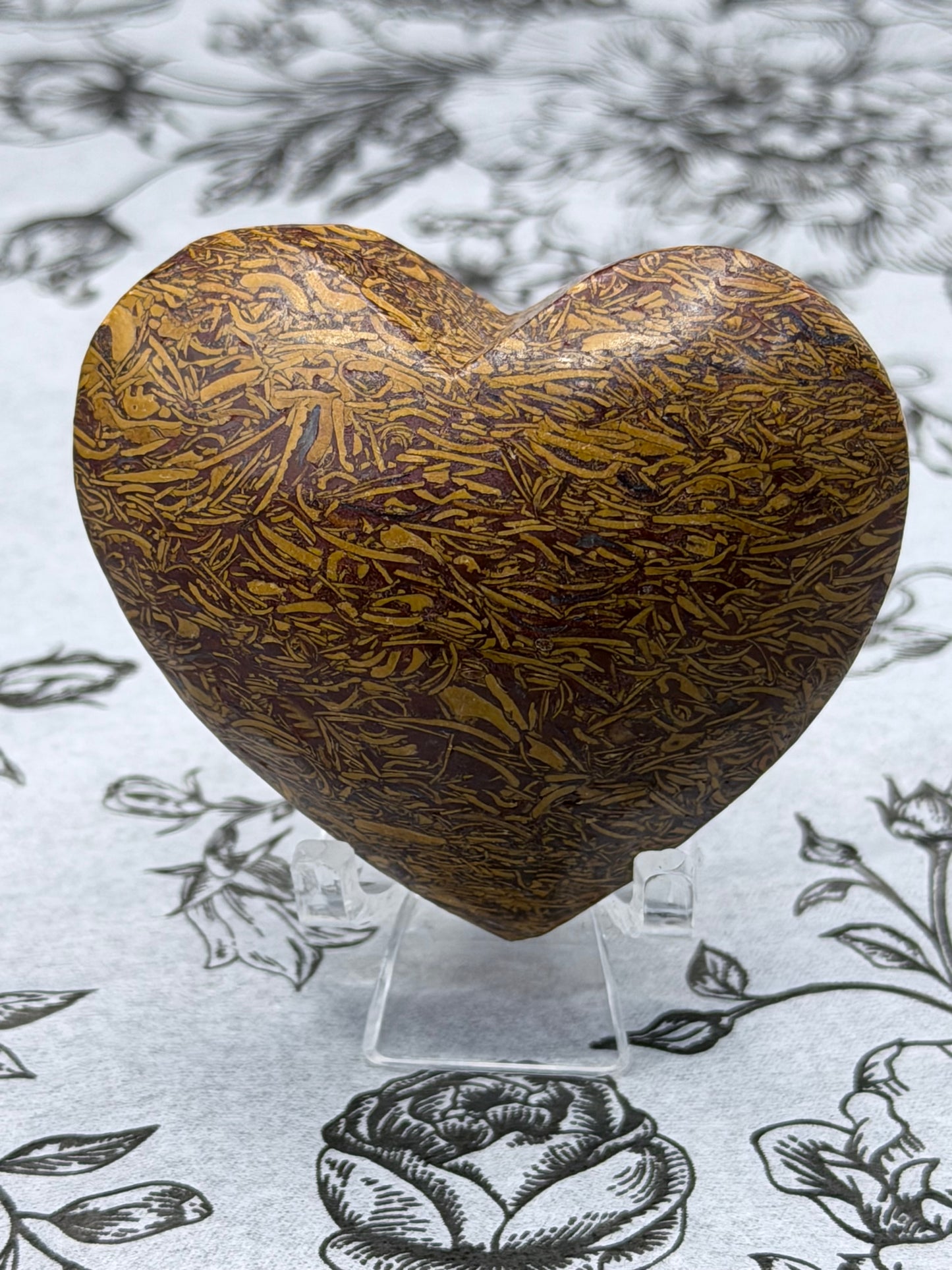 Calligraphy Stone Heart (Calligraphy Jasper / Mariyam Jasper) – 113g | 6 x 5.4cm