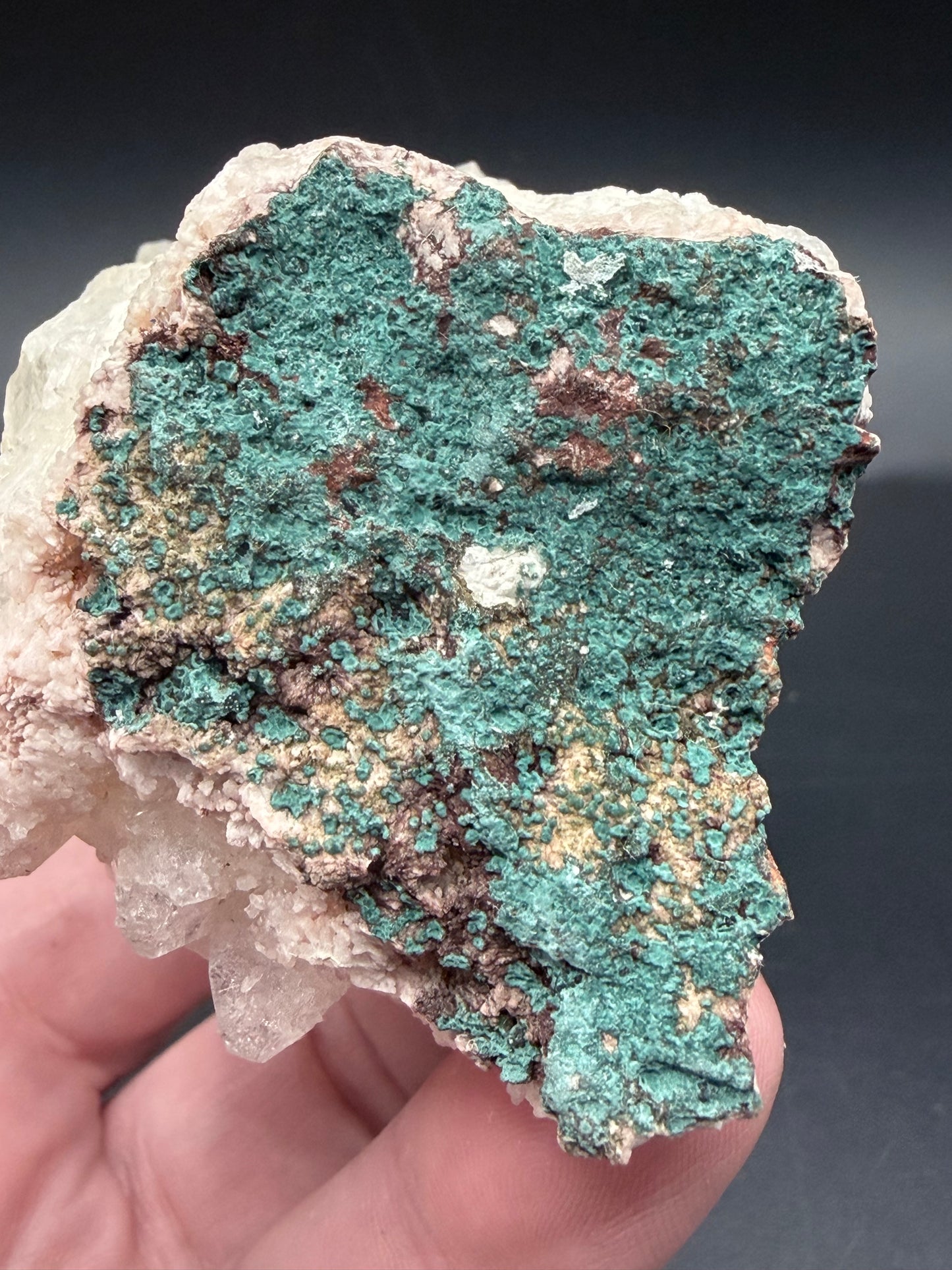 Stilbite on Apophyllite with Chrysocolla on Back