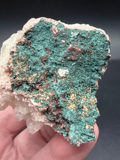 Stilbite on Apophyllite with Chrysocolla on Back