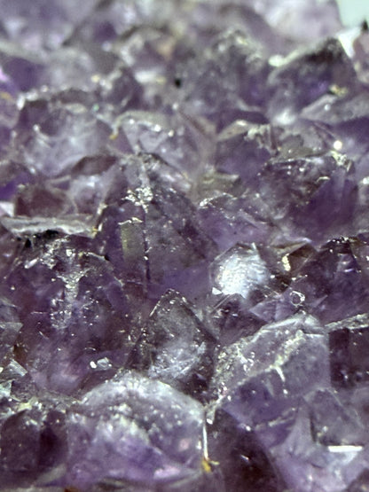 Amethyst Druzy Heart Cluster With Stand – 5.6cm (C)