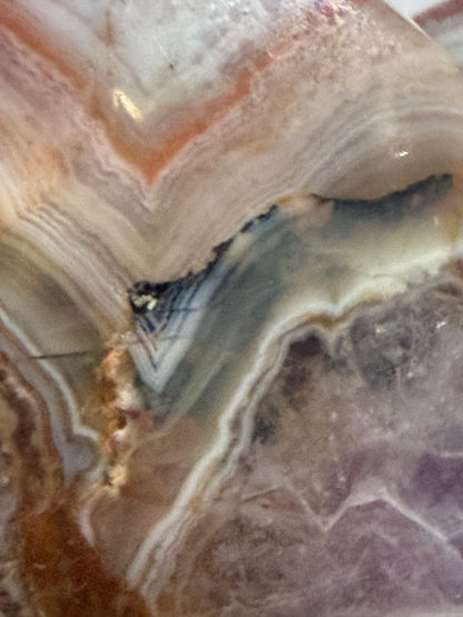Amethyst & Agate Banded Heart – Free-Standing | 7.4 × 6.8 cm | 150 g B