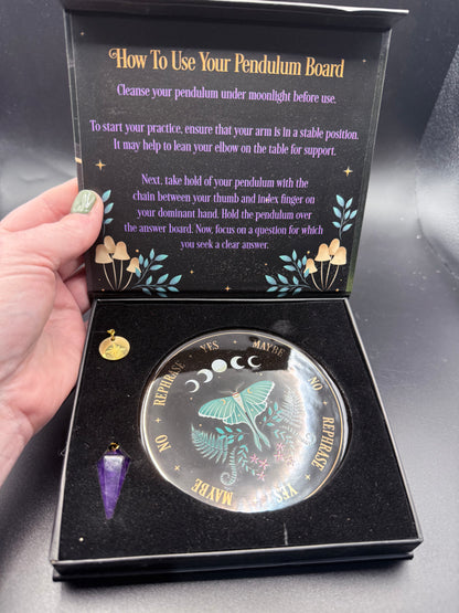 Luna Moth Pedulum Divination Kit
