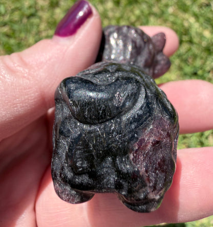 Garnet Highland Cow 5.5x4.5cm