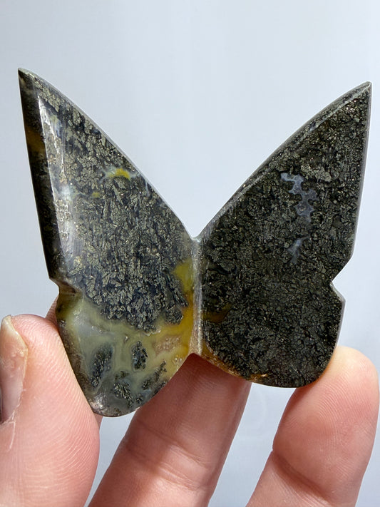 Indonesian Marcasite Butterfly Carving – 5cm (B)