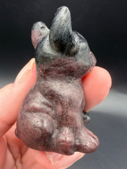 Garnet French Bulldog Carving – 5 cm
