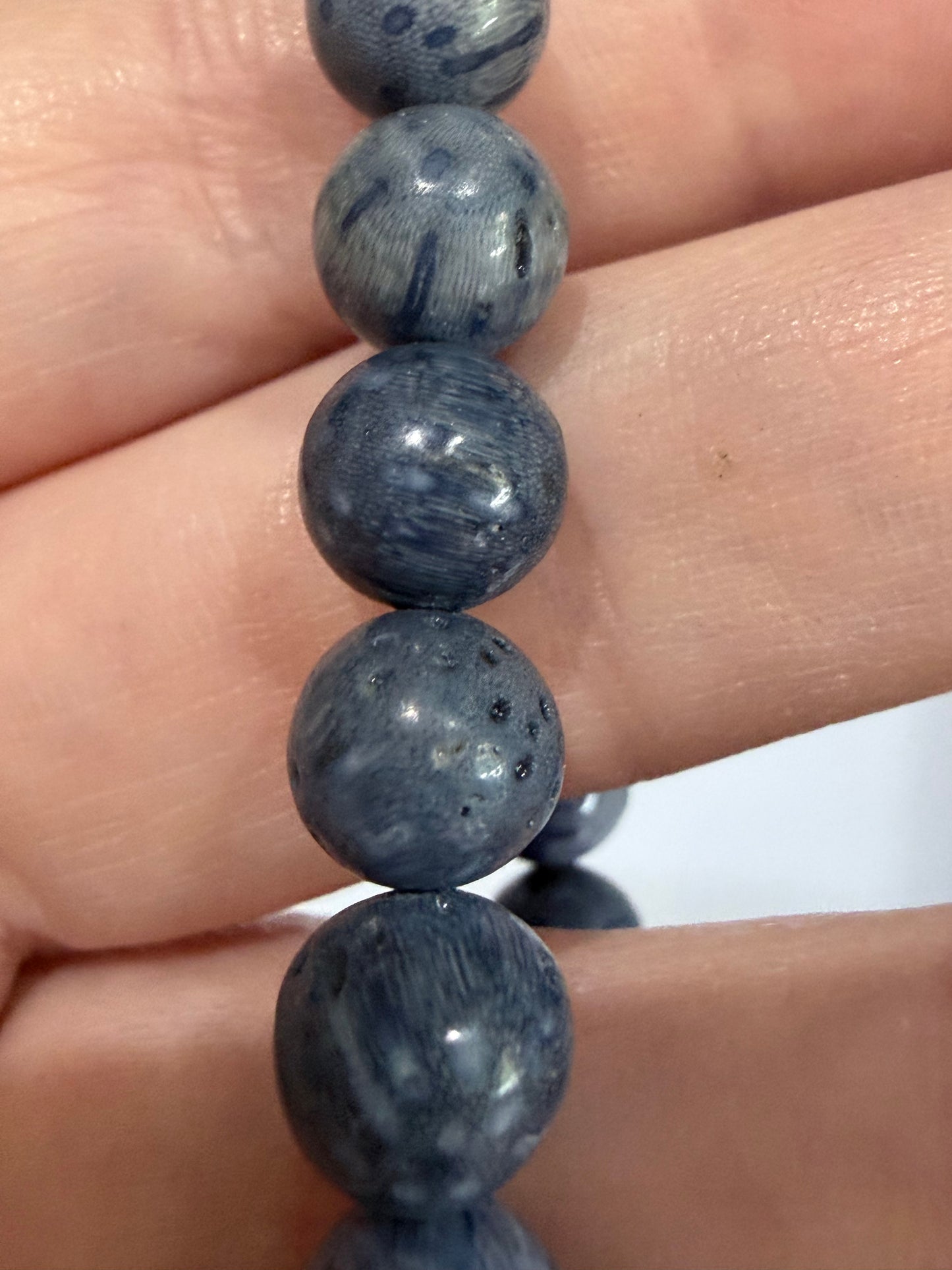 8mm Blue Fossil Coral Bracelet (Colour Enhanced) – Ocean Energy & Grounding