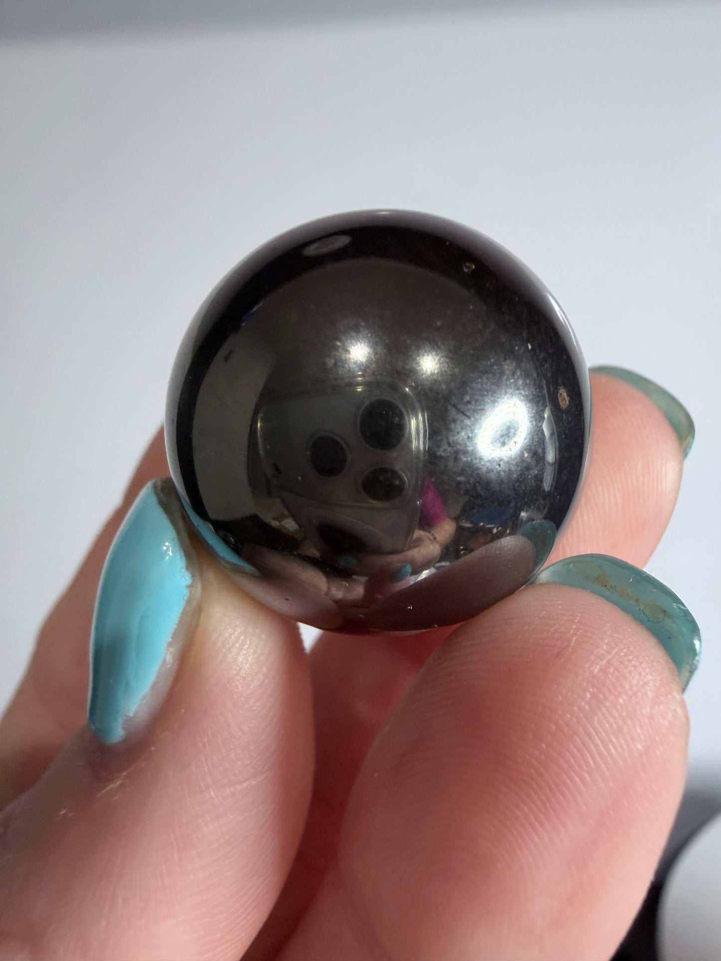 Magnetic Hematite Sphere – 2.5 cm Great for fidgeting & meditation